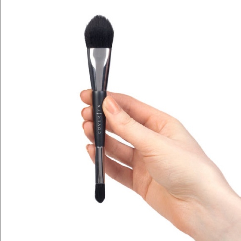 CoverFX Contour Brush